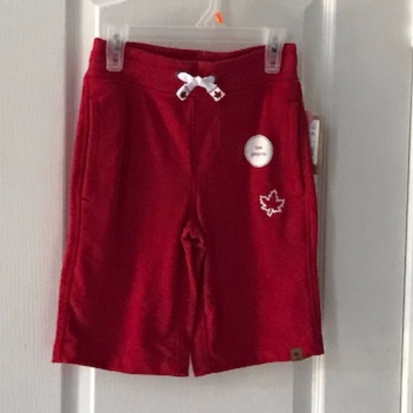 NWT Boy's Canadiana Shorts Sz. 7/8 - Picture 1 of 6